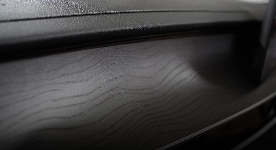 special-wood-panel-dashboard.webp